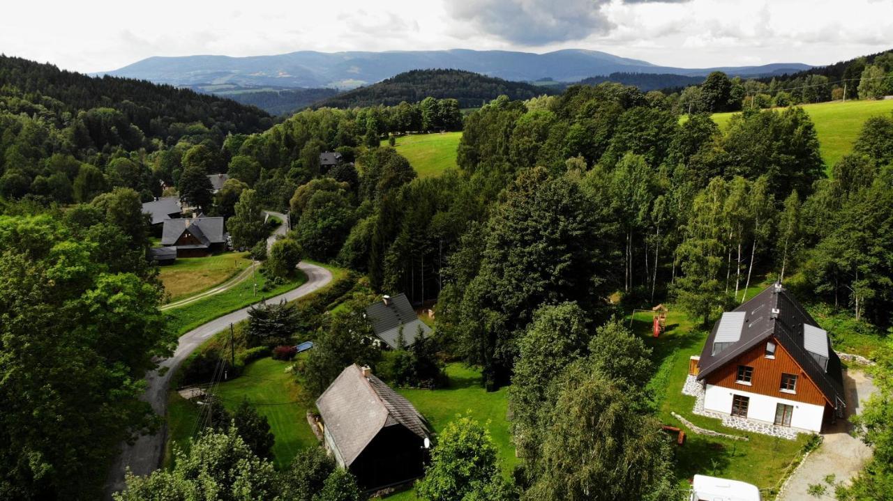 U Staré hájenky Apartamento Jindrichov Exterior foto